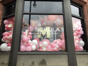 schola_balloons
